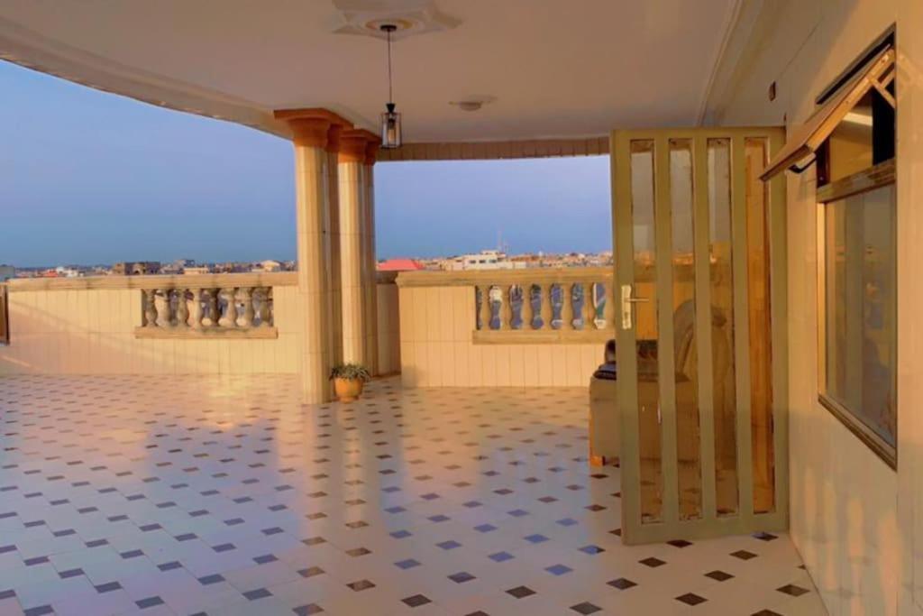 Appartement D'Une Chambre Salon Seul Au 3 Eme Avec Un Grand Balcon Personnel Cotonou Bagian luar foto