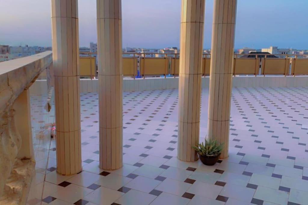 Appartement D'Une Chambre Salon Seul Au 3 Eme Avec Un Grand Balcon Personnel Cotonou Bagian luar foto